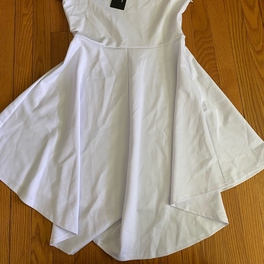 Dress - Picture 4 of 4